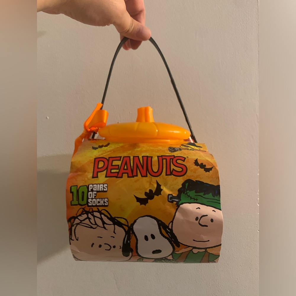 Peanuts Halloween Sock Bucket 10 pairs